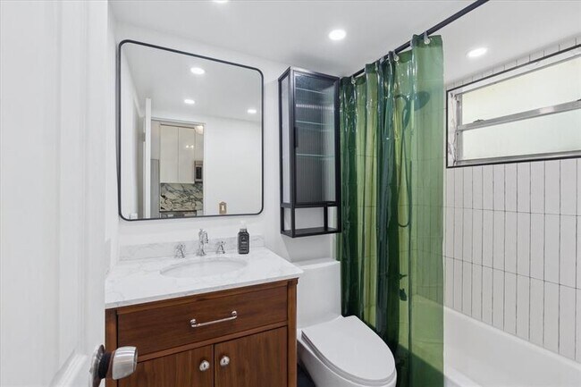 Foto del edificio - 851 Meridian Ave