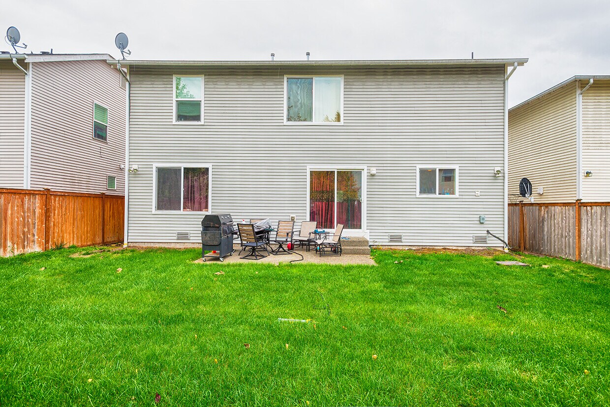 Primary Photo - 4 Bedrooms with a Loft Home