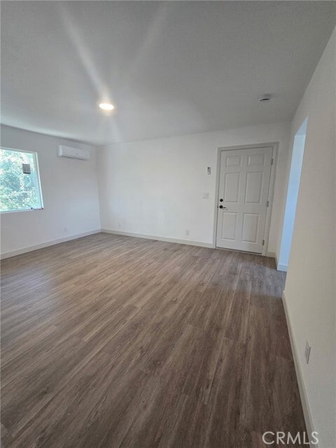 Foto del edificio - 422 Devener St