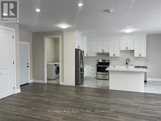 Building Photo - 55 S Church St