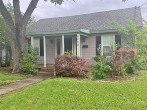 Building Photo - 8823 San Benito Way