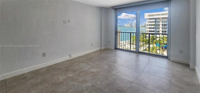 Foto del edificio - 800 West Ave
