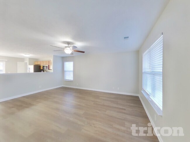 Building Photo - 2137 Erin Ln