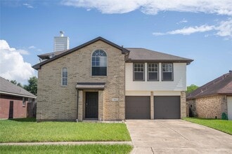 Building Photo - 4027 Almond Lake Dr