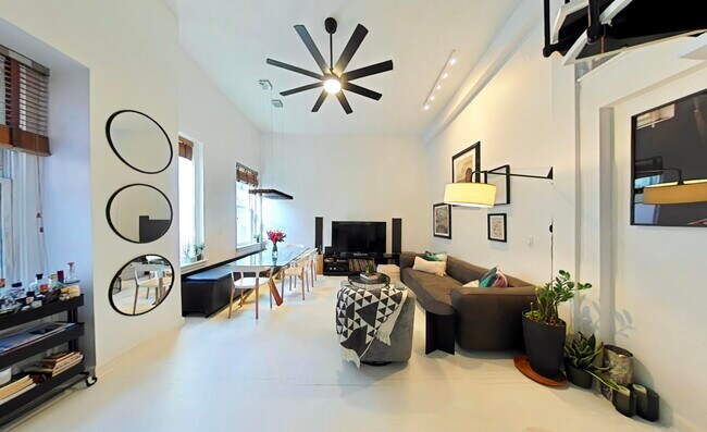 Foto del edificio - 125 Washington St