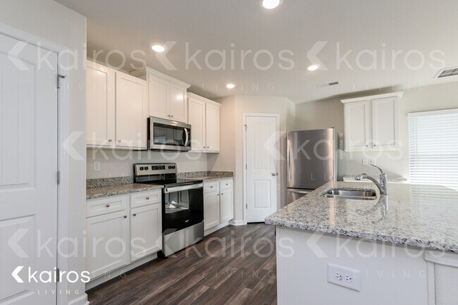 Building Photo - 355 Common Reed Drive