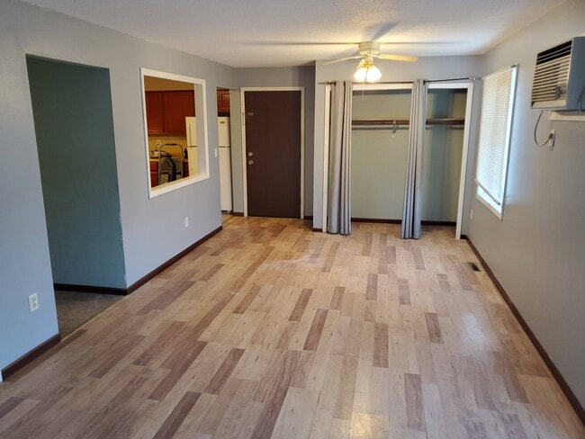 Building Photo - 902 Wescott Trl