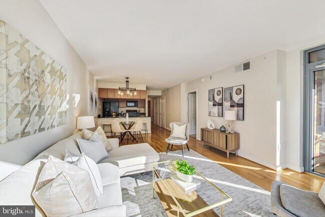 Foto del edificio - 1117 10th St NW