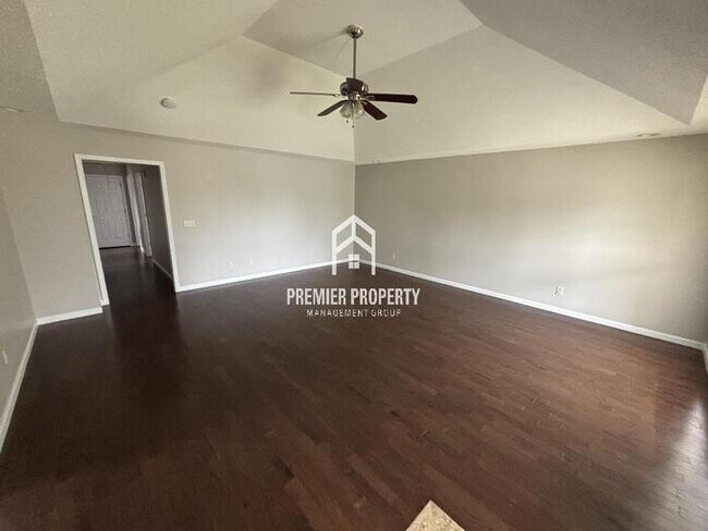 Foto del edificio - 3304 Moody St