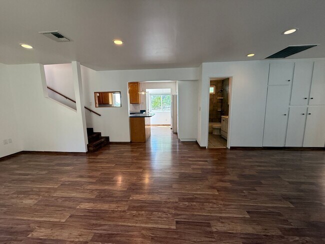 Foto del edificio - Charming Highland Park Retreat | Spacious 3BD/3BA on a Cul-de-Sac