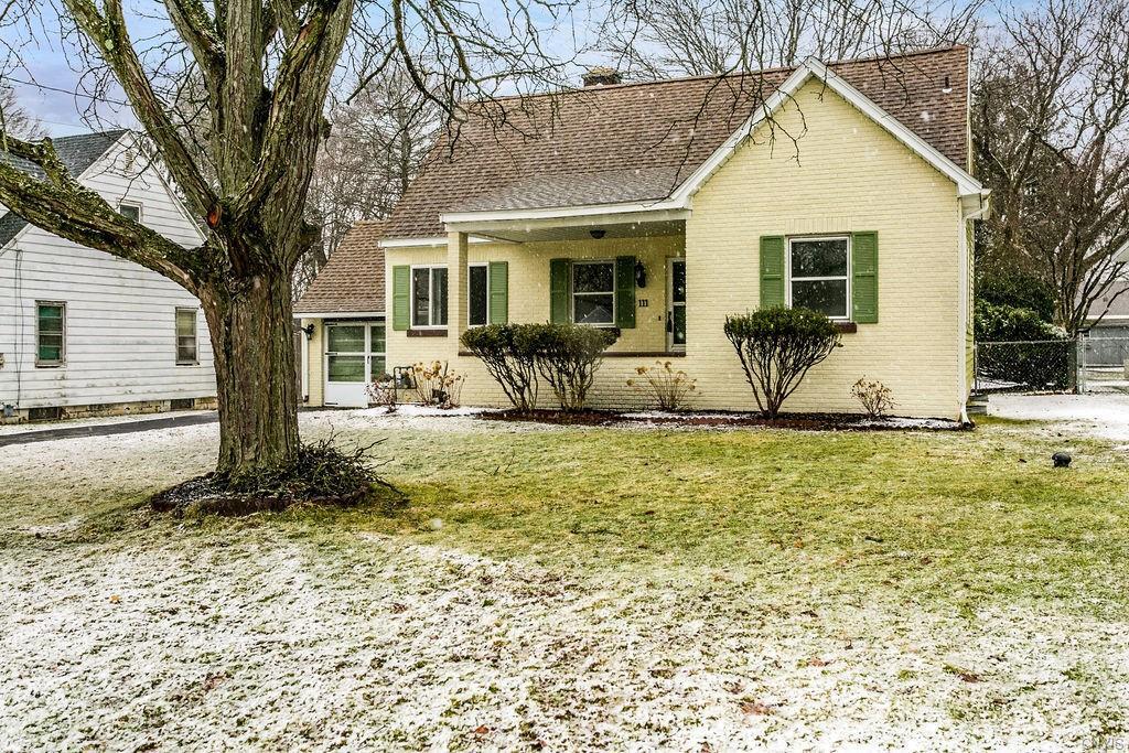 Primary Photo - 111 Dormar Dr
