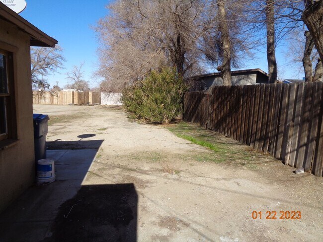 Building Photo - VanDam/Pillsbury