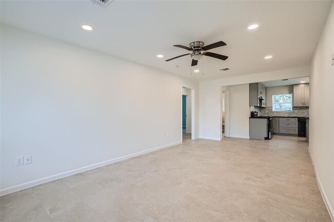 Building Photo - 4017 Woodfin St