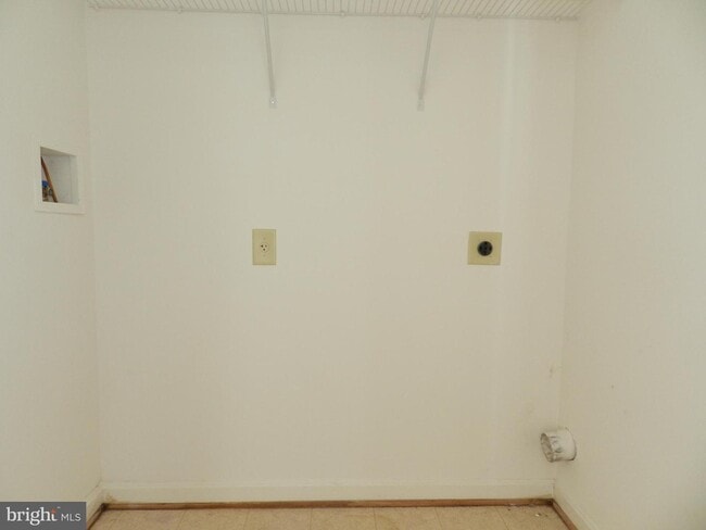 Building Photo - 10031 Gander Ct