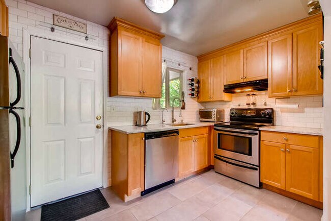 Foto del edificio - 394 6th St NE
