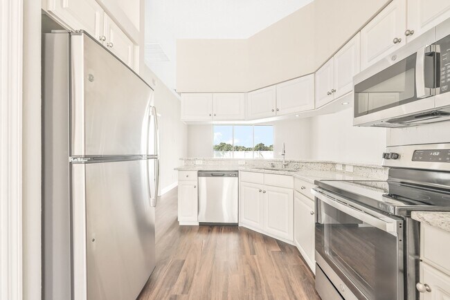Foto del edificio - 5160 Clarion Hammock Dr