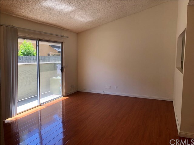 Building Photo - 5561 Sultana Ave