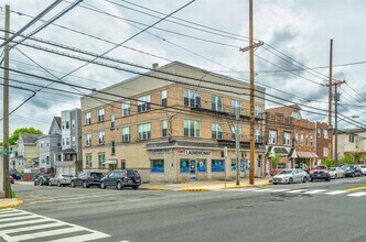Building Photo - 1058 Avenue C