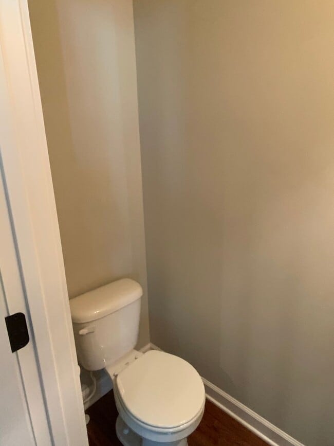 Building Photo - Great 2bd 2.5ba Townhome in Germantown