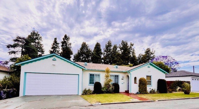 Foto principal - 7947 Rhea Vista Dr