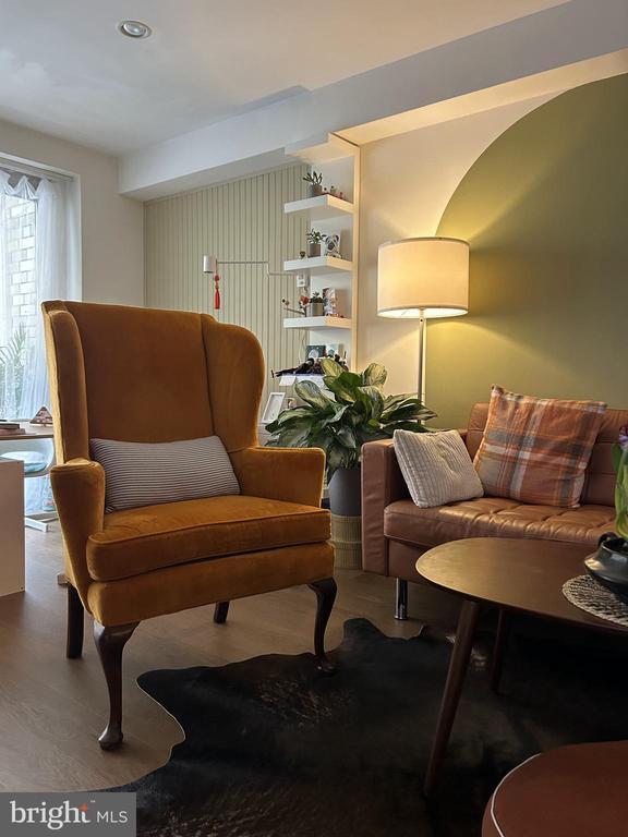 Foto del edificio - 730 24th St NW