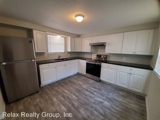 Foto del edificio - 6328 Brentwood Ave