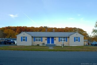 Building Photo - 111 Irving St