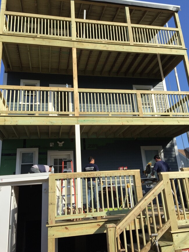 Building Photo - 79 Harbor View St