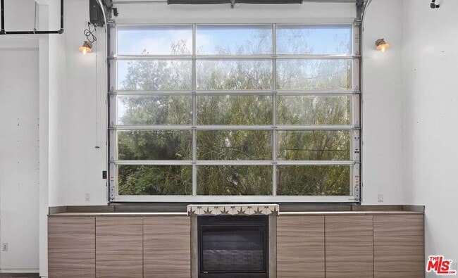 Foto del edificio - 615 6th Ave