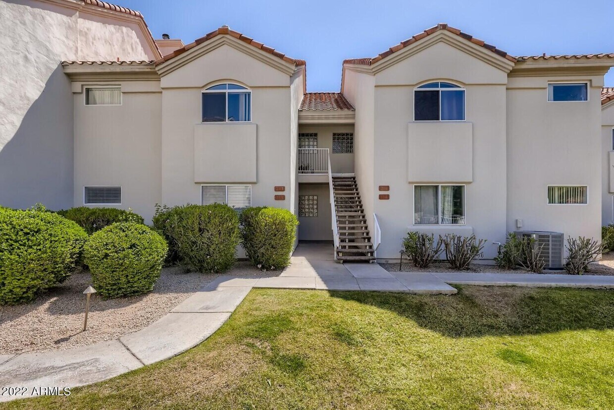 10401 N 52nd St Unit 113, Paradise Valley, AZ 85253 Room for Rent in