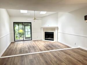 Building Photo - 3016 Otter Ct