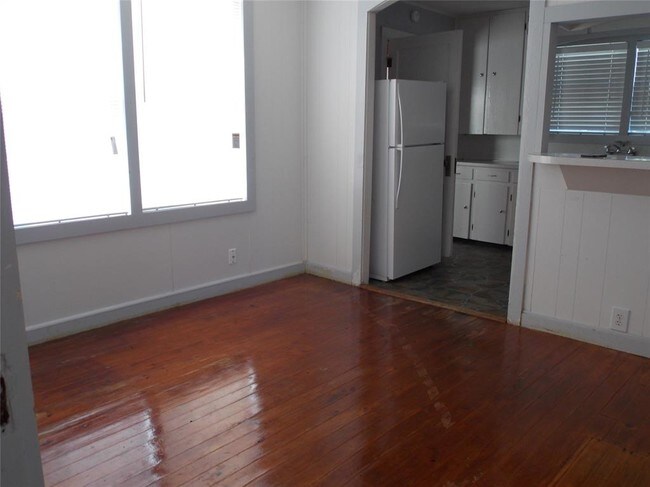 Foto del edificio - 206 E South St