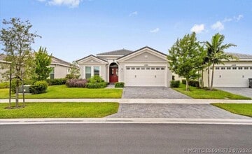 Building Photo - 15684 Goldfinch Cir