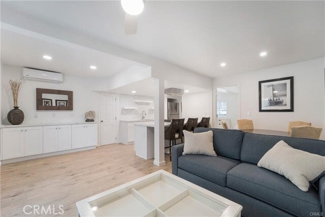 Building Photo - 361 Cypress Dr