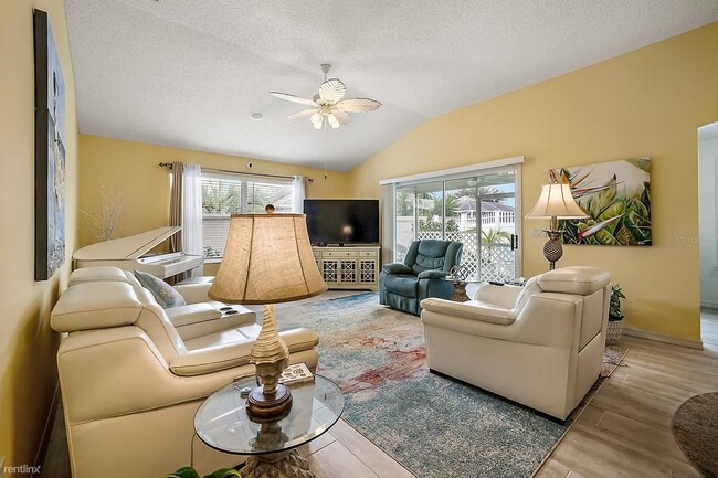Building Photo - 3 br, 2 bath House - 1792 Hinckley Lane