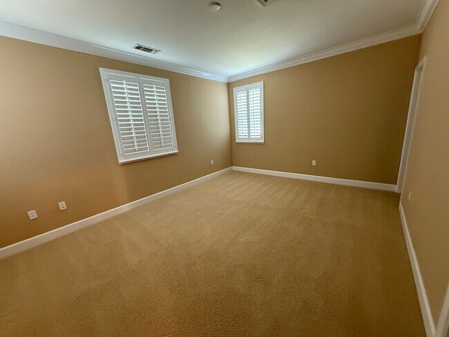 Foto del edificio - 3821 Cherry Pl