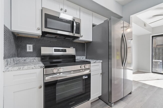 Building Photo - 1554 Monteberry Pl