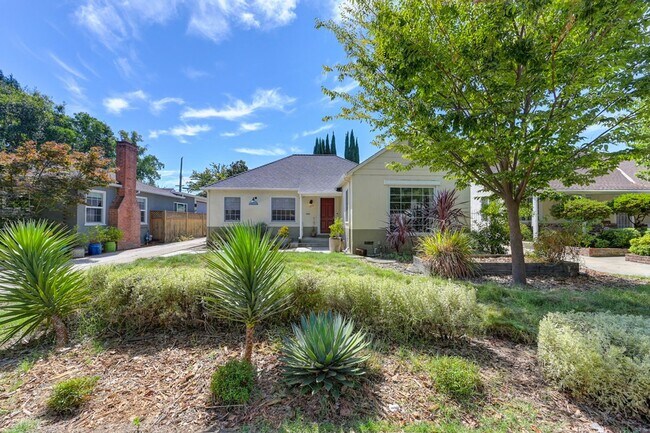 Photo - Rare Land Park Home