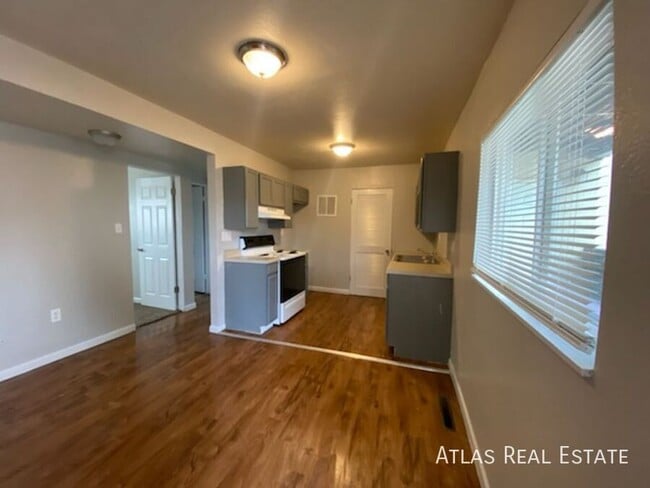 Photo - 934 W Moreno Ave Apartment