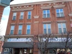 Building Photo - 287 Gregory St