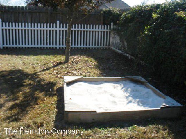 Building Photo - 4 br, 2 bath House - 3920 Applecross Road