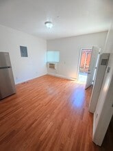 Building Photo - 2725 Del Oro Cir
