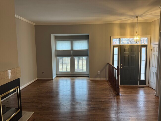 Foto del edificio - 46530 Lynnhaven Sq