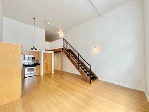 Building Photo - 175 Bluxome St