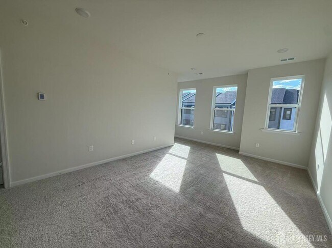 Foto del edificio - 616 Sadie Cir