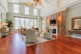 Building Photo - 920 Belle Point Dr