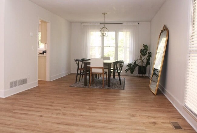 Foto del edificio - 10630 Timberstone Rd