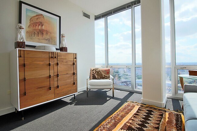 Foto del edificio - 2130 S Indiana Ave