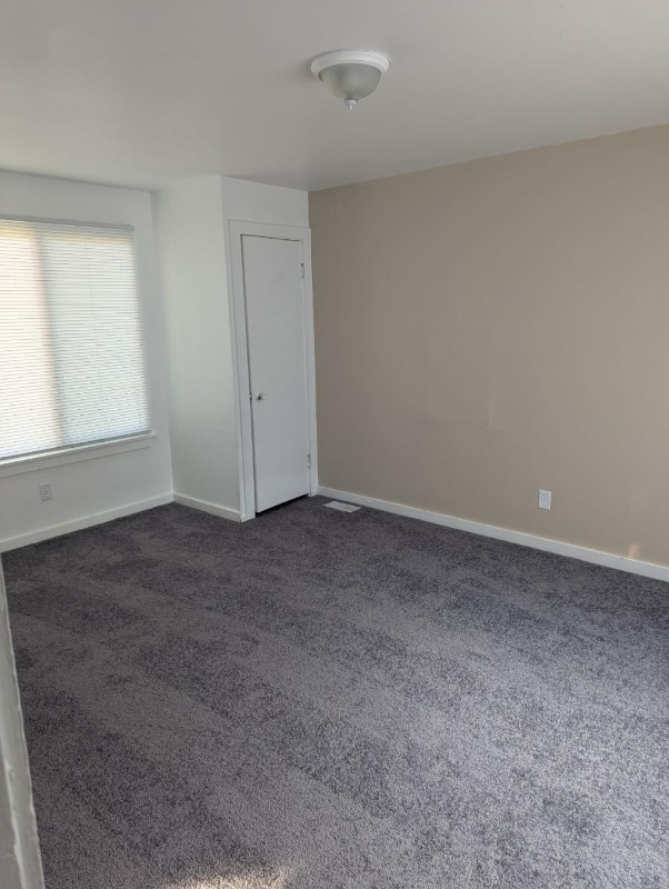 Building Photo - 1316 S Michigan Ave