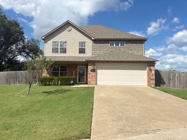 Building Photo - 4208 SW Fieldstone Blvd